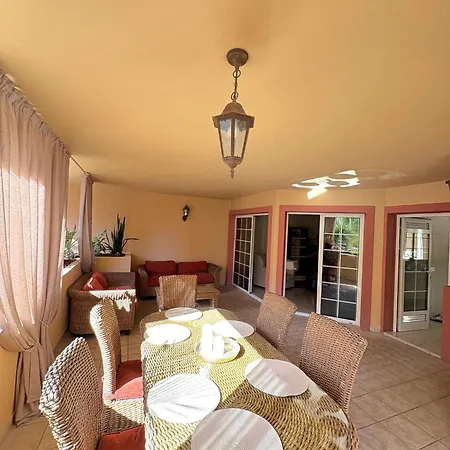 Duque Horizon Terrace Apartment