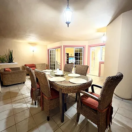 Duque Horizon Terrace Apartment
